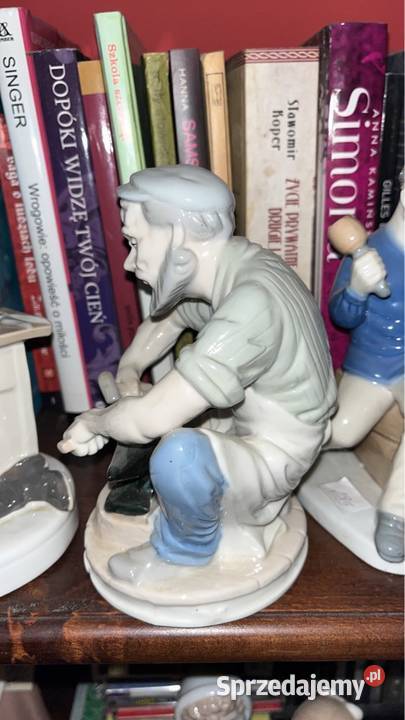 Figurka kowala Porcelana Bez sygnatury Gdańsk