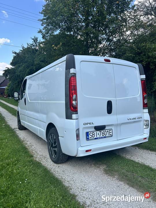 Opel vivaro long manualna Charsznica sprzedam