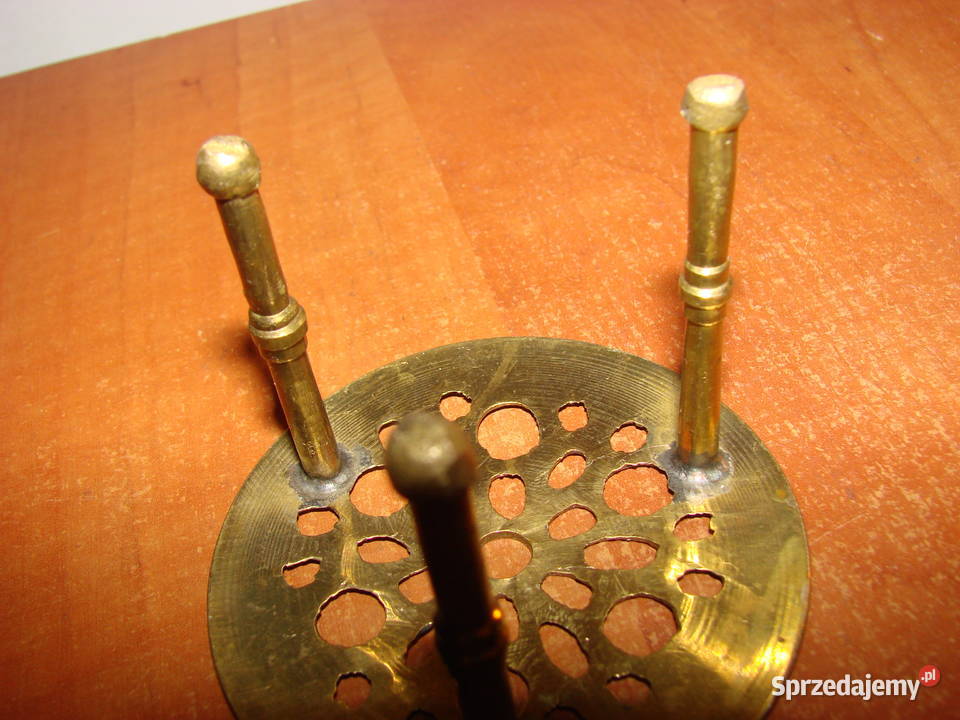 mosiężna ażurowa podstawka Pruszcz Gdański