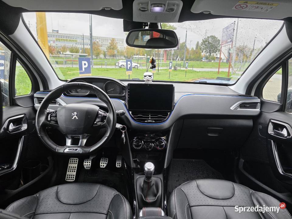 Peugeot 208 GT 12 PureTech 2016 pierwszy benzyna Łódź