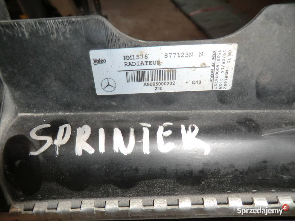 MERCEDESBENZ SPRINTER W906 CHŁODNICA A9065000202 Części samochodowe Krzeszowice sprzedam