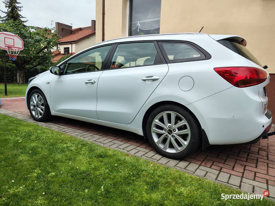 Kia Ceed Kombi 2018 14 Benz 100 Salon opolskie Opole