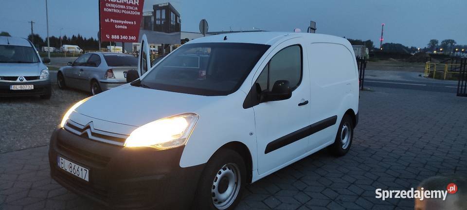 Citroen Berlingo 2017 16 HDi Polski Salon wspomaganie kierownicy