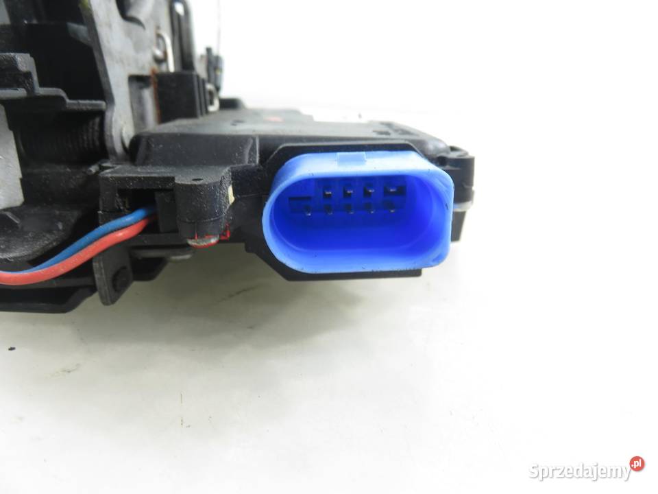 ZAMEK PRAWY PRZEDNI VW TOURAN II 1T3 3D1837016AQ