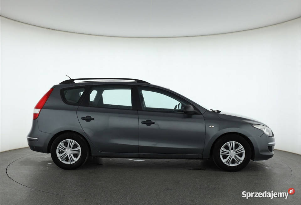 Hyundai i30 14 CVVT Piaseczno sprzedam