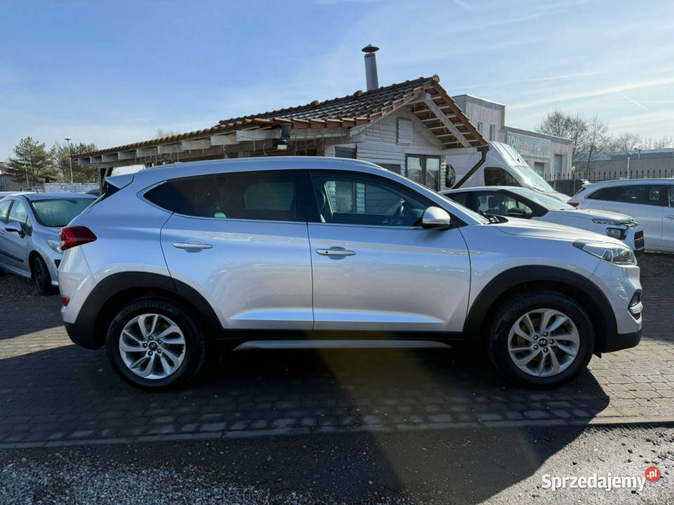Hyundai Tucson SKÓRY CZUJNIKI PARKOWANIAKAMERA sprzedam