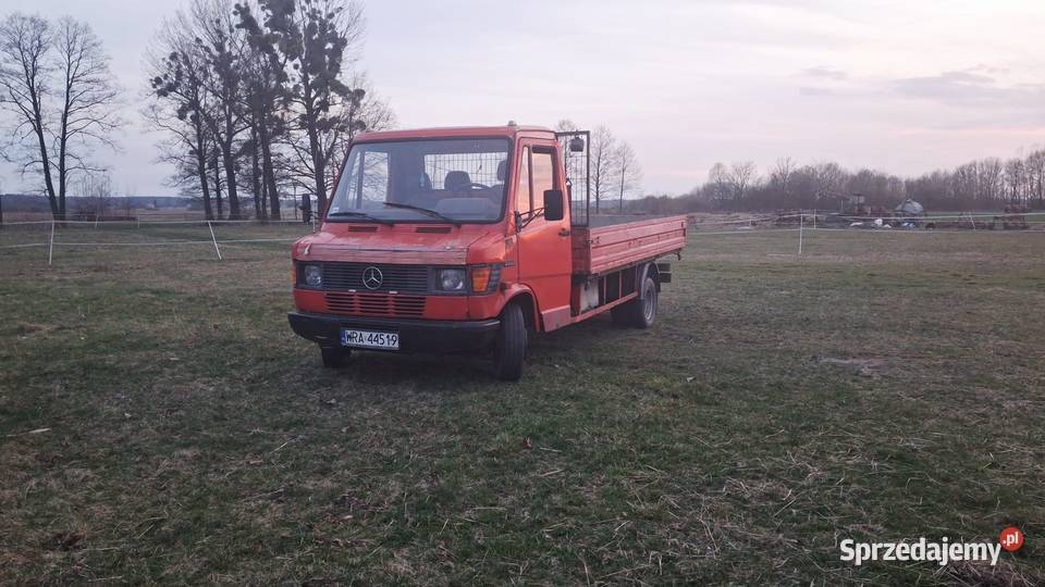 Mercedes 410 Radom