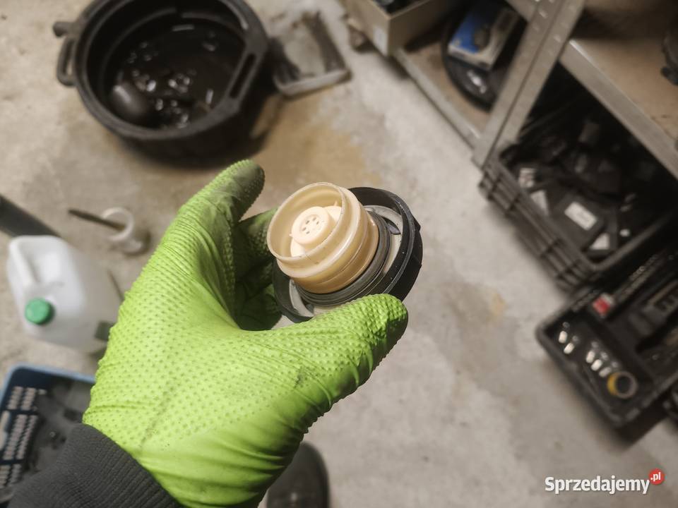 Suzuki burgmam an 400 korek wlewu paliwa Korki wlewu Dębica sprzedam
