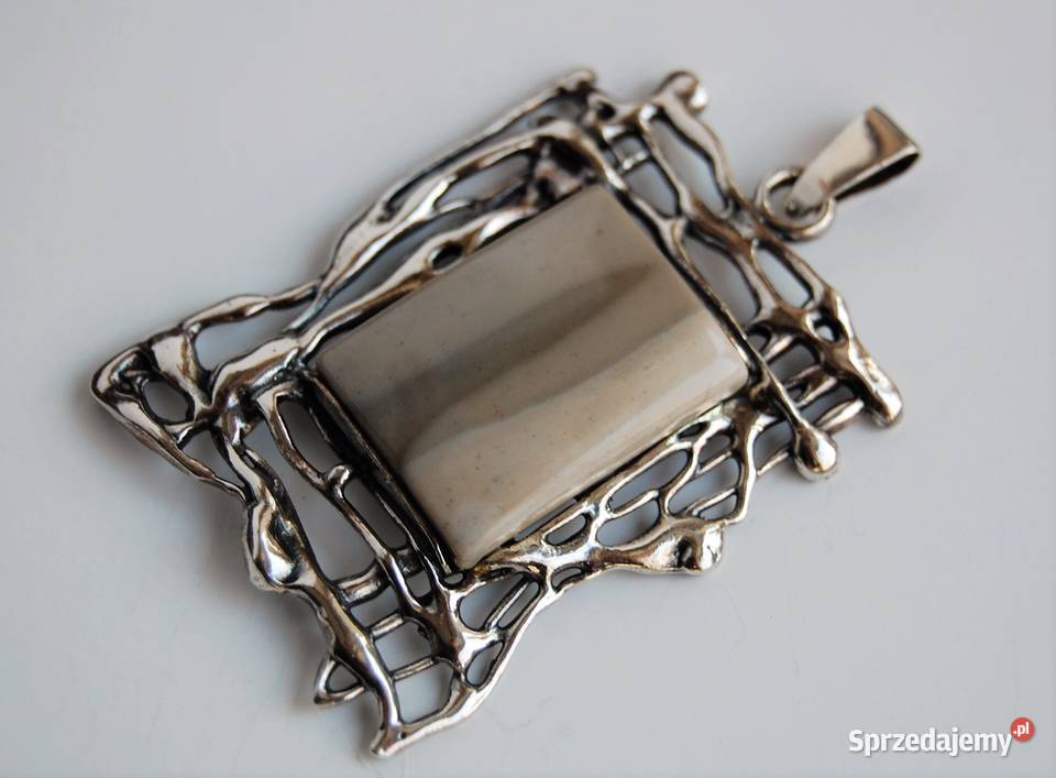 Wisior prostokątny krzemień pasiasty szary lubelskie Lublin