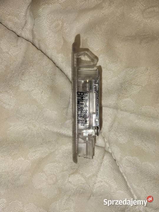 Lampka oświetlenia kabiny BMW E36 E46 E39 E60 Poręba
