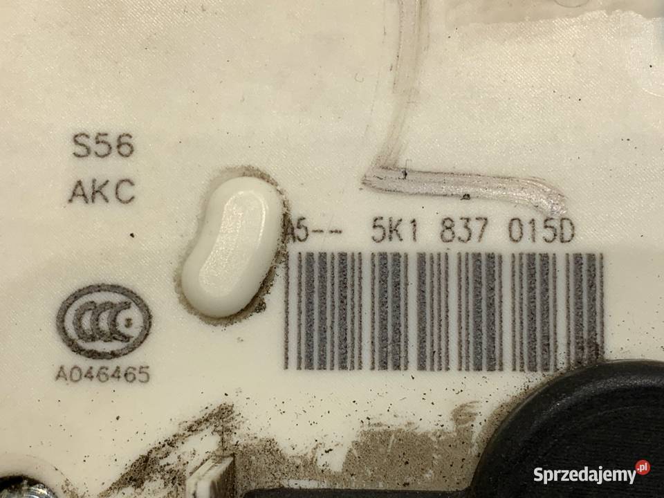 ZAMEK DRZWI LEWY PRZÓD VW GOLF VII Hatchback