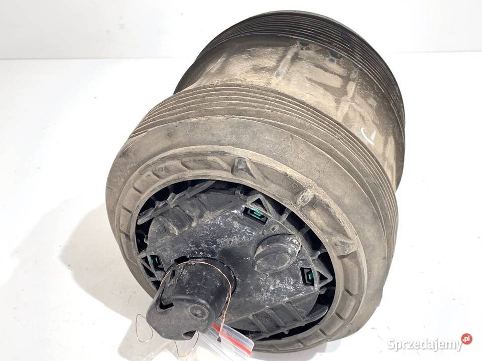 PODUSZKA ZAWIESZENIA PRAWY TYŁ AUDI A6 C8 osobowe