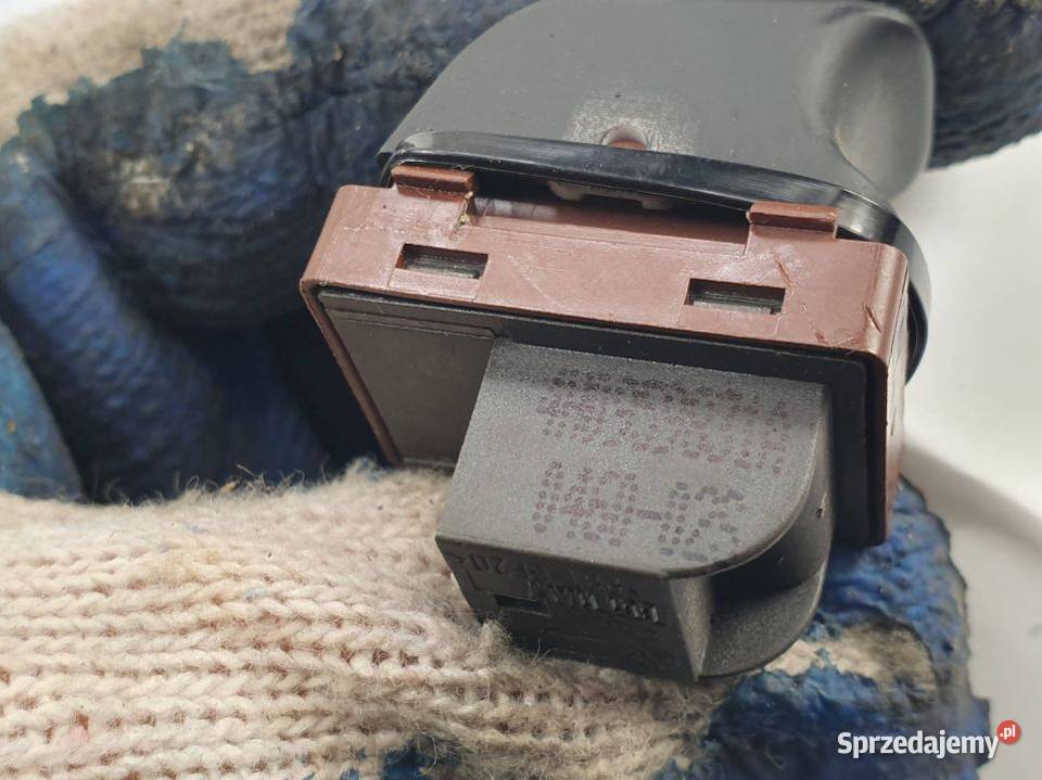 PRZYCISK AUDI A8 D4 4H0959831A kujawsko-pomorskie Lipno sprzedam