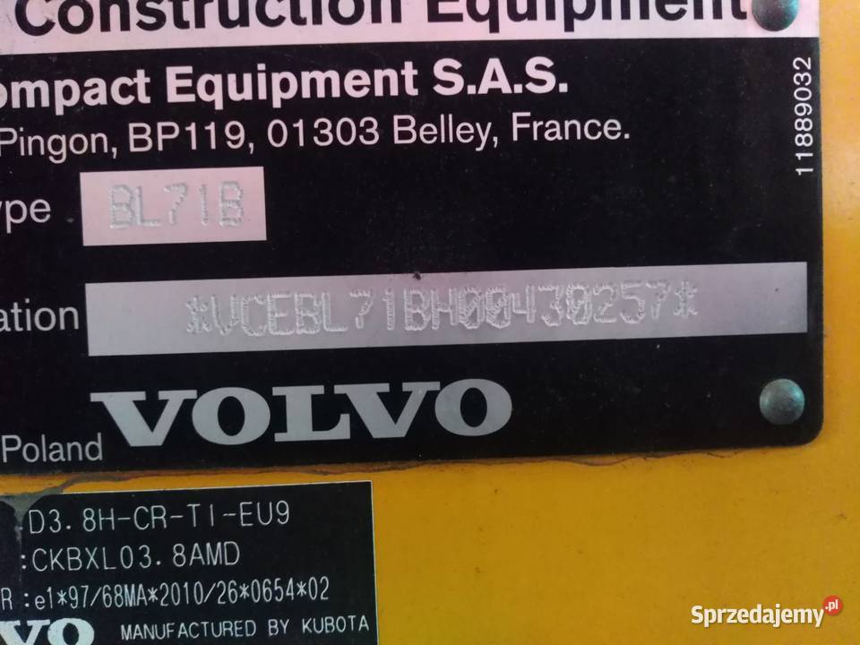 Sprzedam koparko ładowarkę Volvo BL71B 2015 Rok produkcji 2015 Włoszakowice