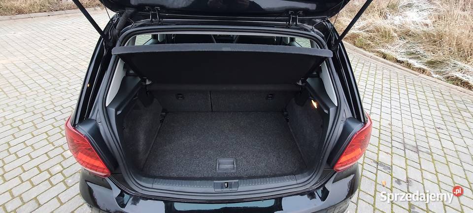 VW Polo V 6C Lift 2015 10 MPI 60 5 Drzwi Rok produkcji 2015 Nowa Sól sprzedam