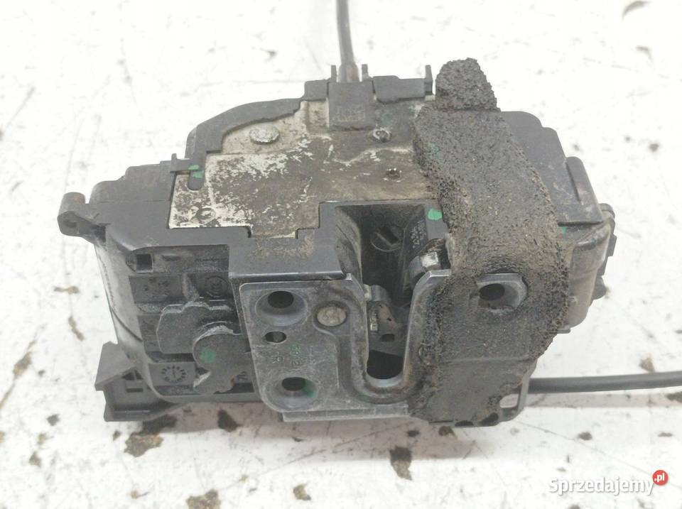 ZAMEK DRZWI PRAWY PRZÓD EUROPA 805020006R Zamki, wkładki i kluczyki świętokrzyskie