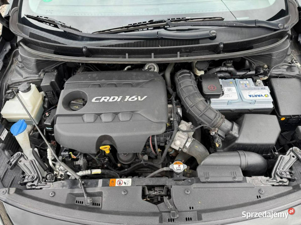 Hyundai i30 i30 16 crdi 1 WłOryginalny Lakier i 1582cm3 Szerominek sprzedam