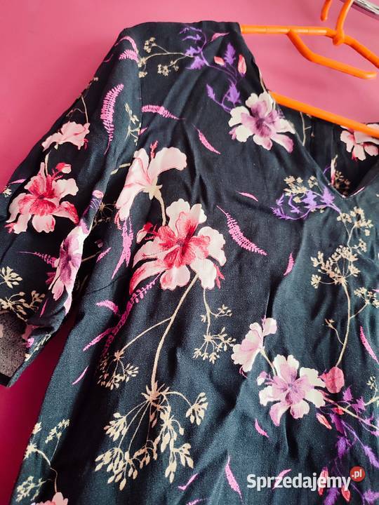 Elegancka Czarna Koszula w Kwiaty Fullprint Suwałki sprzedam