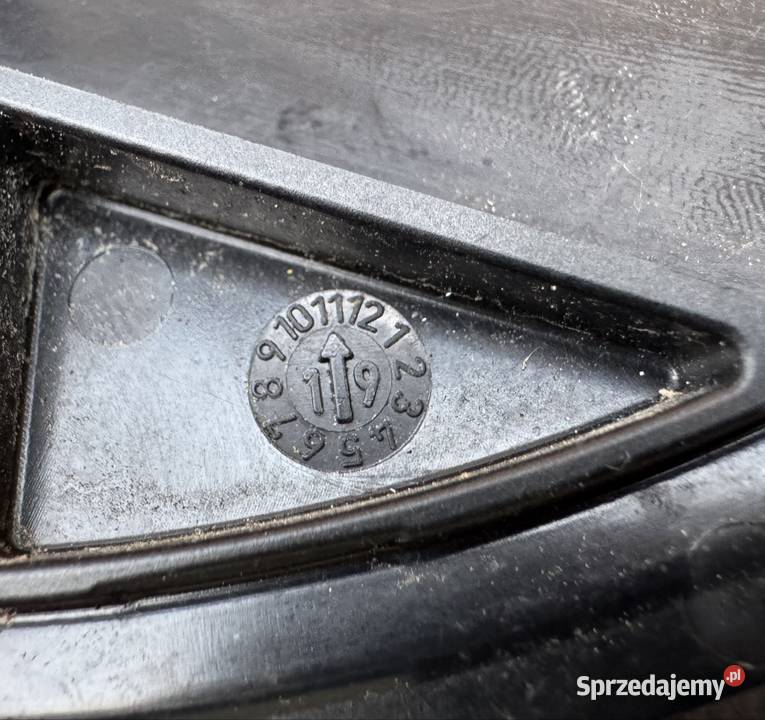 Znaczek Logo emblemat grilla atrapy Mercedesbenz Sieraków