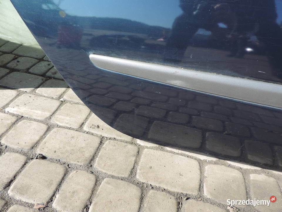 DRZWI PRAWY TYŁ RENAULT LAGUNA 2 HB FL NV903 małopolskie