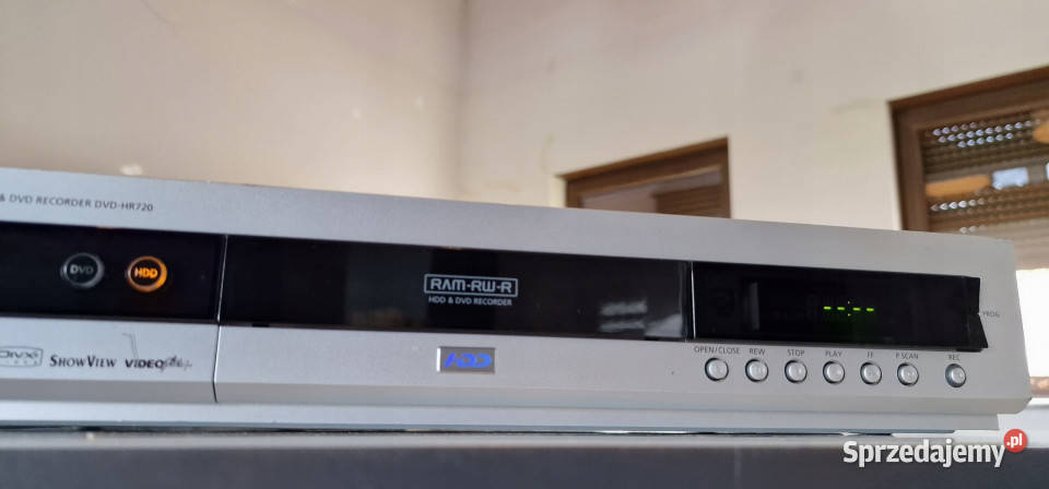 Samsung DVD HR 720 DVDHR720 HD player