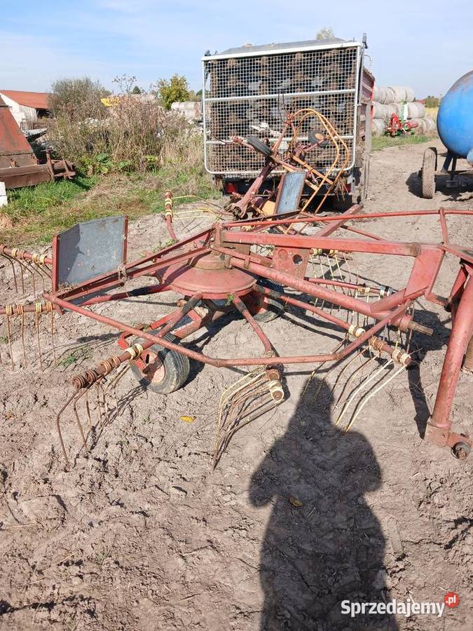 Zgrabiarka karuzela 3 m Maszyny rolnicze Opatów sprzedam