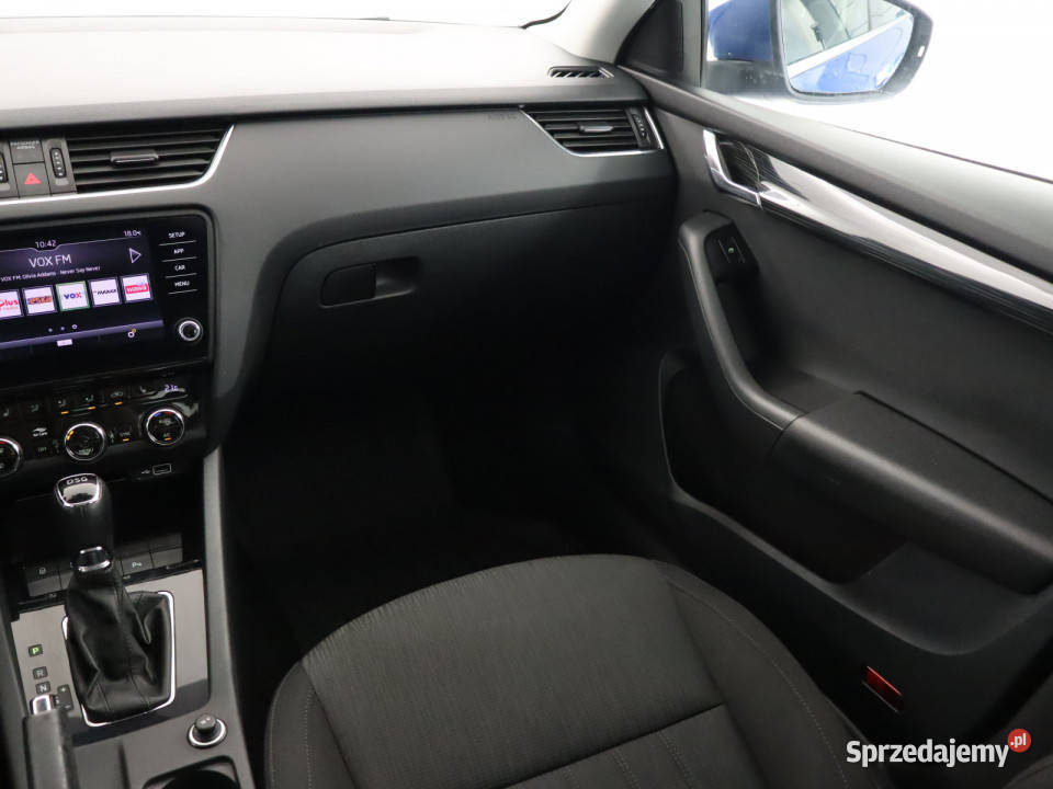 Skoda Octavia 20 TSI niebieski Octavia Bielany Wrocławskie