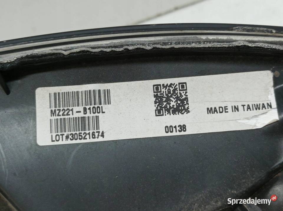 LAMPA TYŁ LEWA SEDAN EU MZ221B100L Mazda 3 I