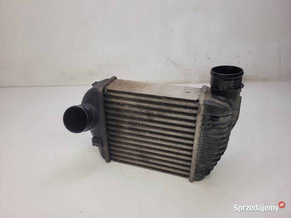 CHŁODNICA INTERCOOLER AUDI A6 C6 20 4F0145805AA Przystajń
