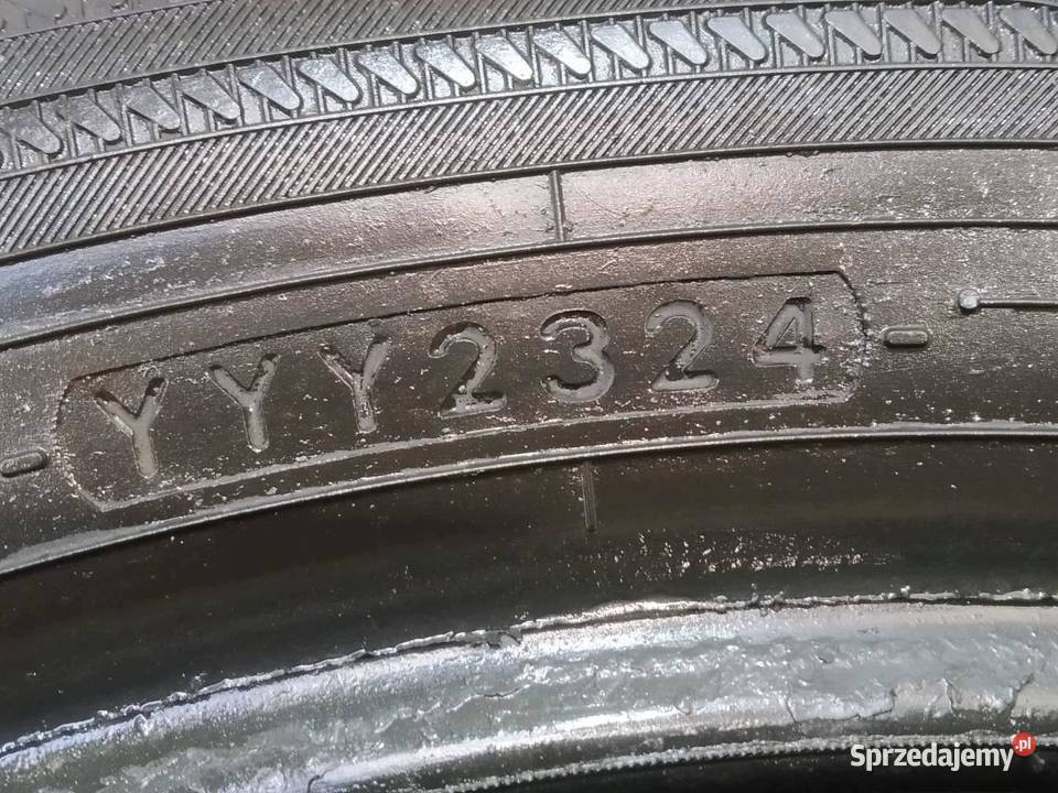 2x OPONA ZIMOWA YOKOHAMA BLUEARTH 19555R16 2324