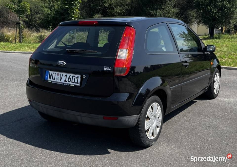 Ford Fiesta 0205 lampa tylna prawa lewa 3d Chełmno