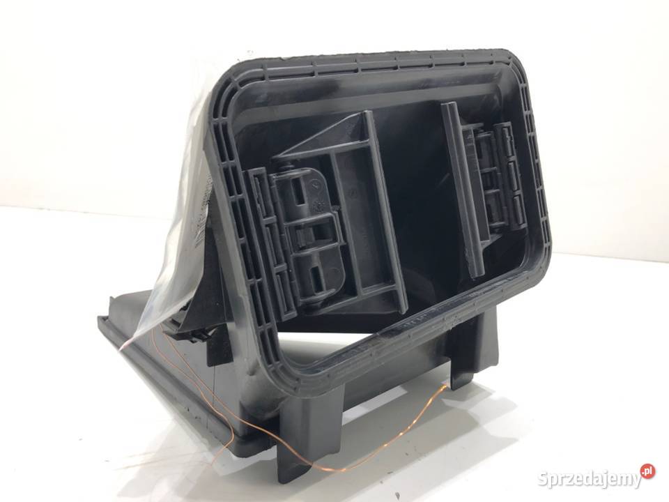 KIEROWNICA WLOT POWIETRZA BMW F16 9245585 30 313 osobowe