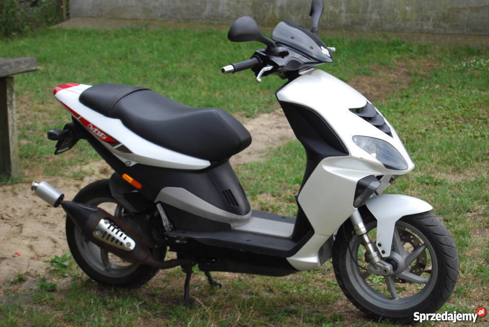 Skuter Piaggio NRG POWER 2T 50cc Rok produkcji 2004 łódzkie Brzeziny sprzedam