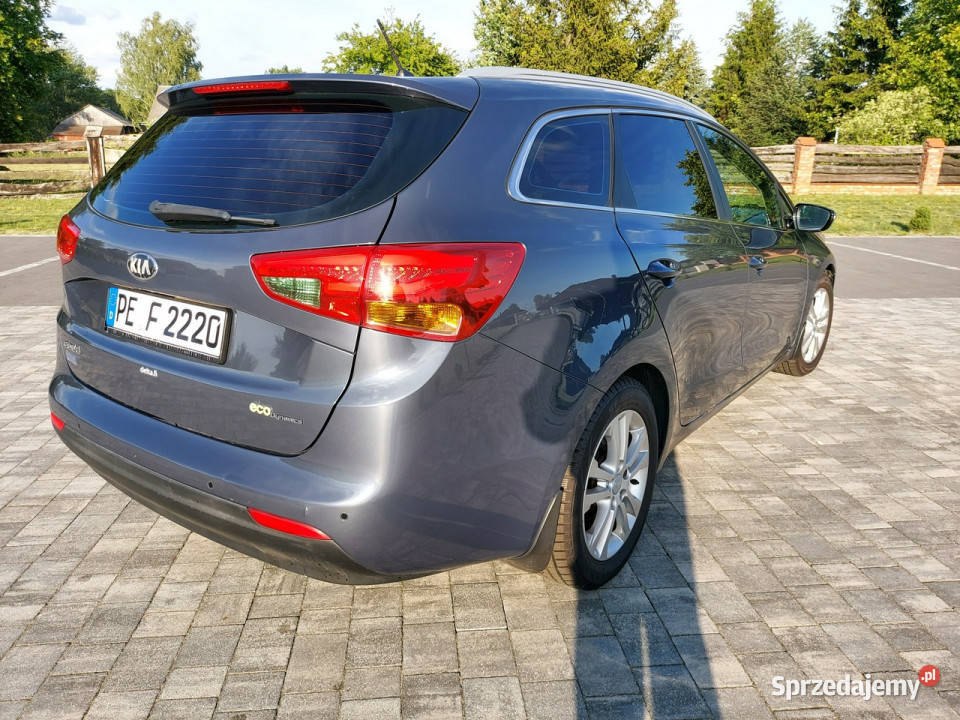 Kia Ceed 16 gdi oświetlenie led Benzyna grzane elektryczne lusterka Drelów