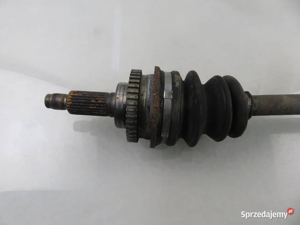 PÓŁOŚ LEWA PRZEDNIA SUZUKI BALENO 13 i 16V osobowe