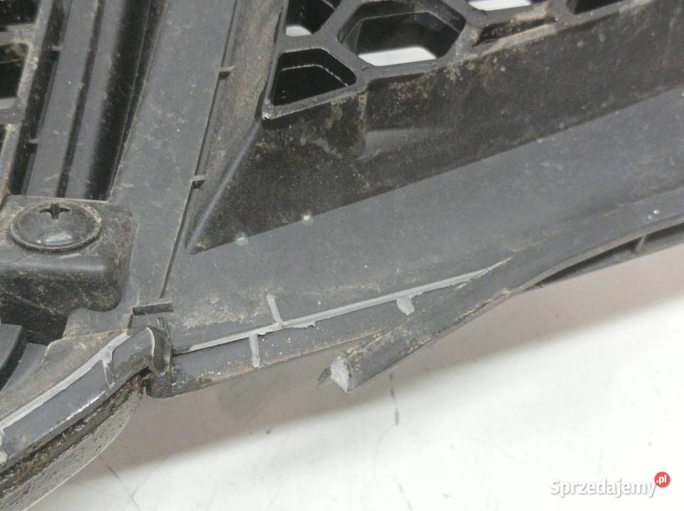 ATRAPA GRILL Piaggio Porter II 2021 NP6