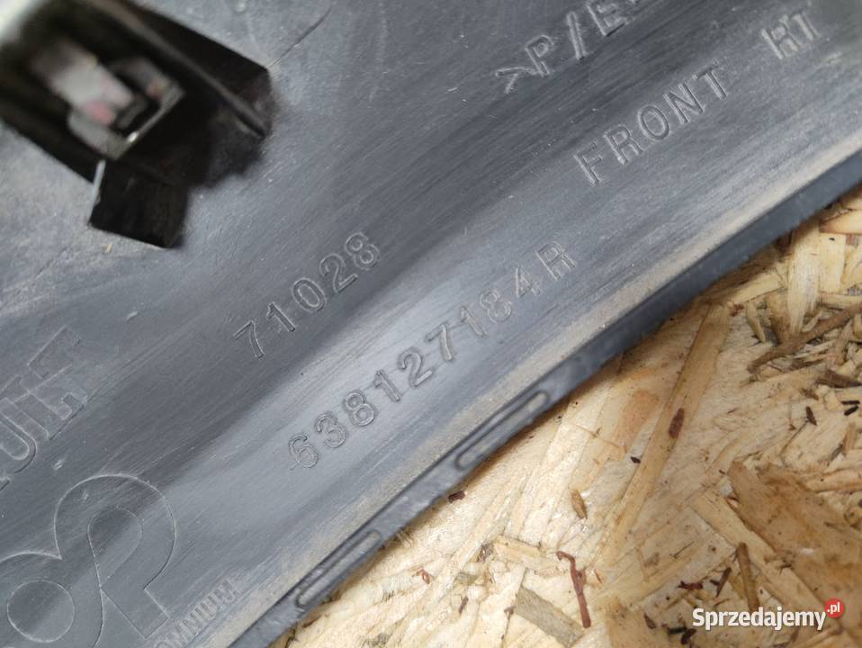 Listwa Błotnika Prawy Przód Renault Captur II