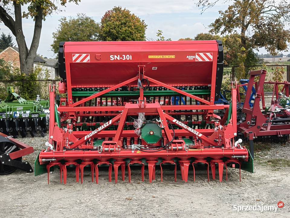AGROMASZ SN301 zestaw uprawowosiewny nadbudowany Żółkiewka-Osada sprzedam