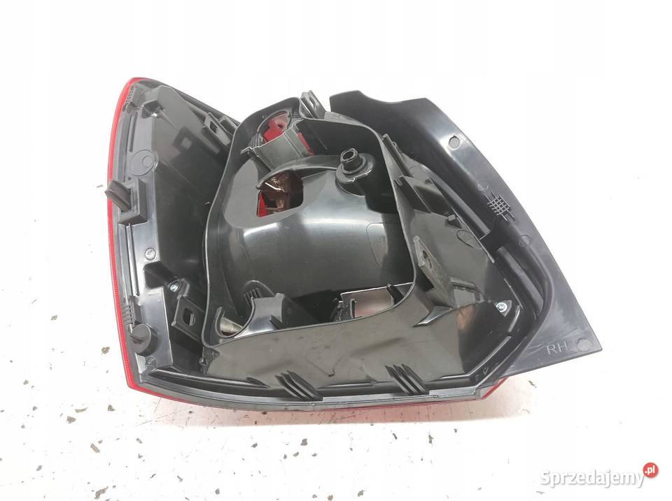 LAMPA TYŁ PRAWA LIFT FL VW Volkswagen Polo V