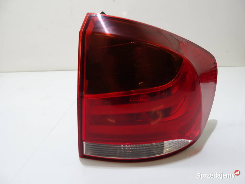LAMPA PRAWA TYLNA BMW X1 E84 2992478 Strzyżewice sprzedam