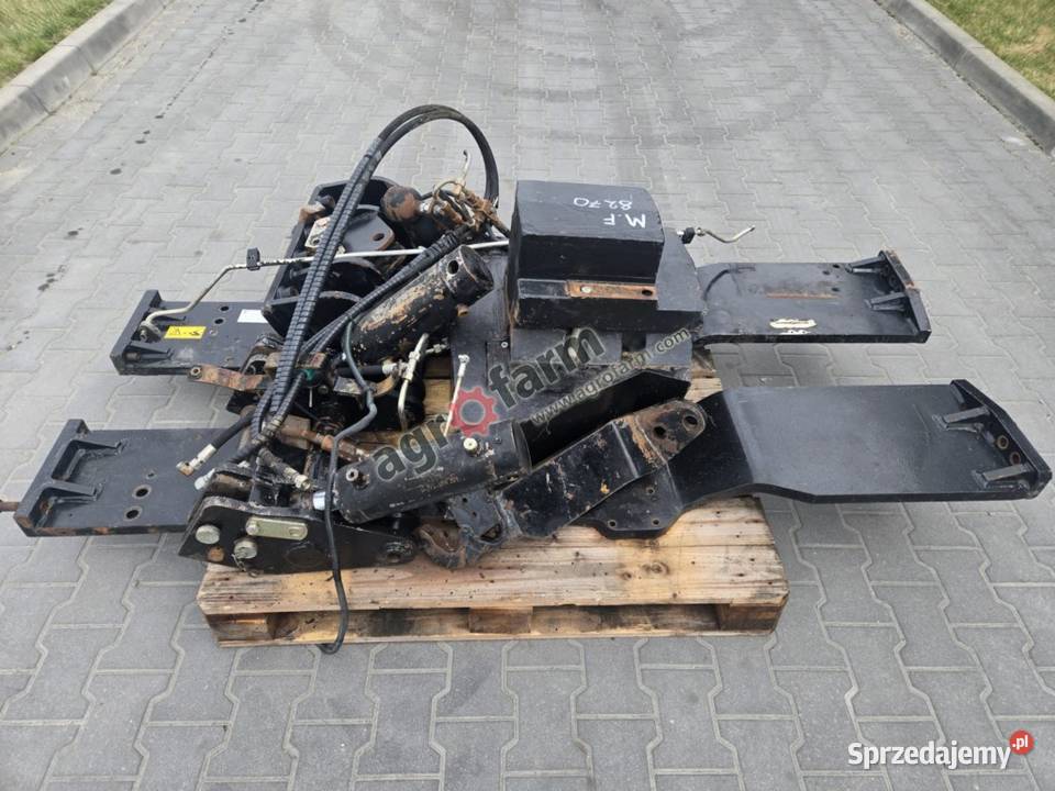 TUZ przedni podnośnik Massey Ferguson 8270 Byków sprzedam