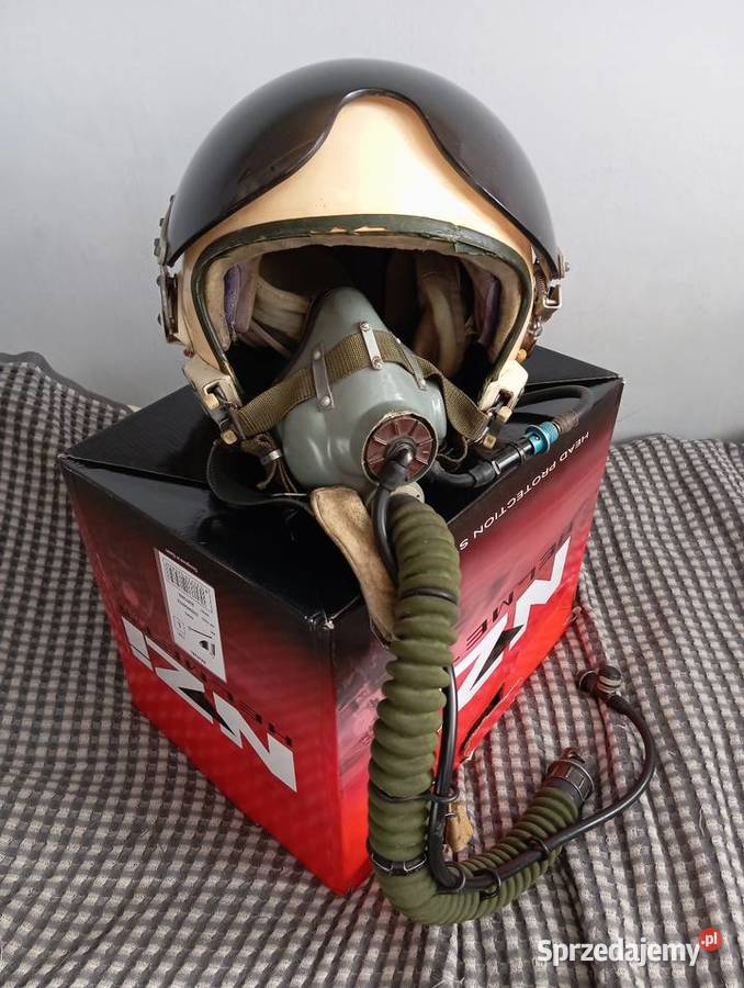 Hełm lotniczy Zsh5 z maską tlenową 34 mig21