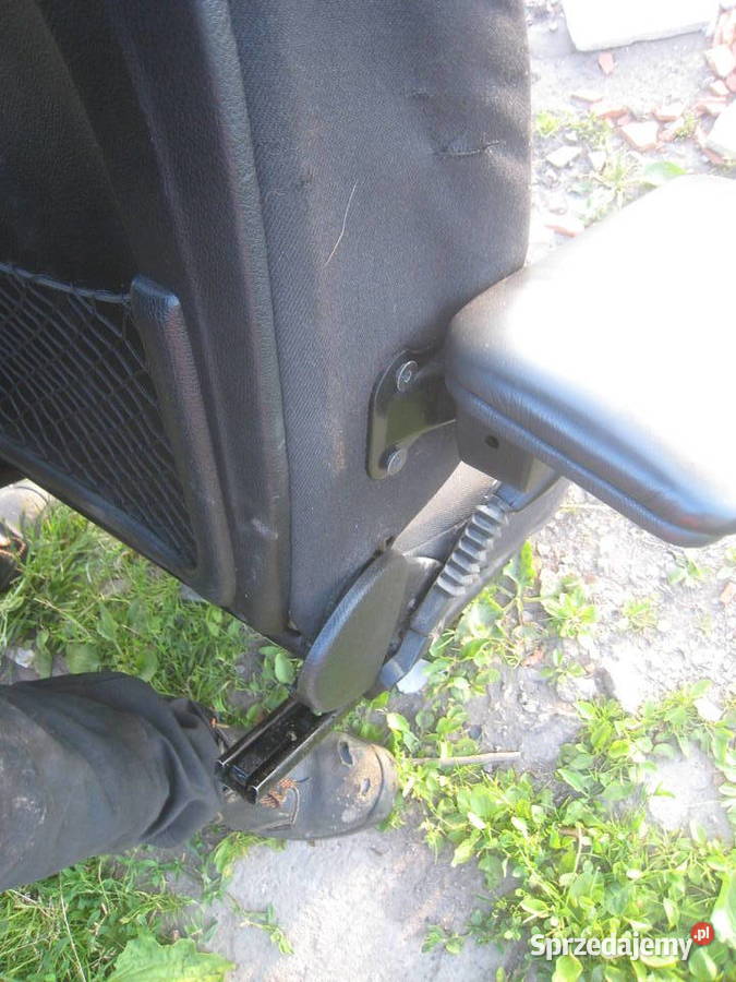 Fotel lewy kierowcy Opel Zafira A 9905 z Kraków