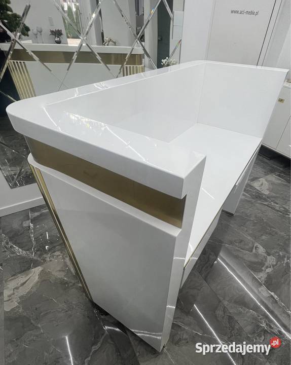 Nowoczesna lada recepcja biała złota z lamelami małopolskie Nowy Sącz