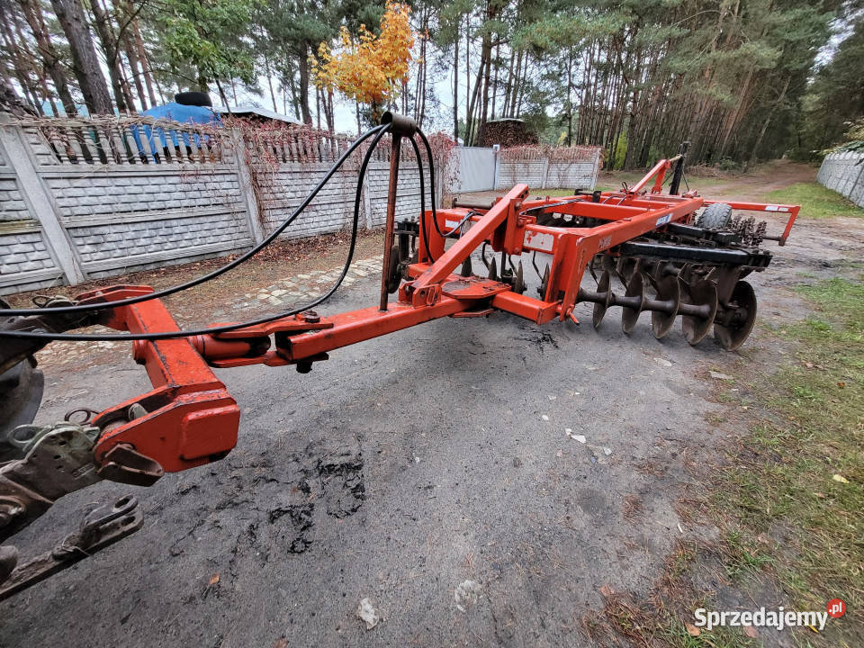 Brona talerzowa z wałem CROSSKILL 3 m QUIVOGNE wielkopolskie Spławie