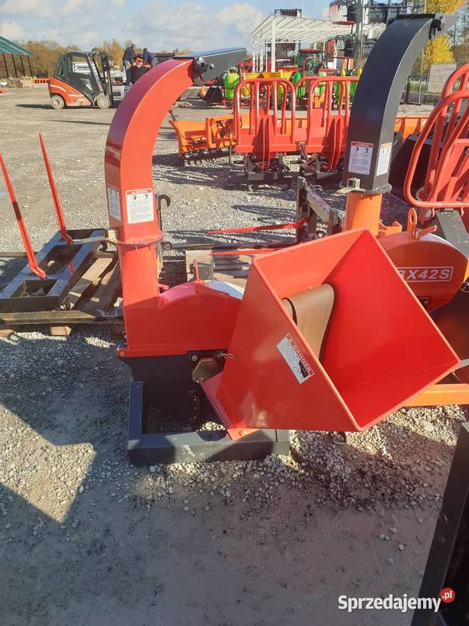 Rębak do gałęzi Rozdrabniacz Transport BX42 uszkodzony Brzeg