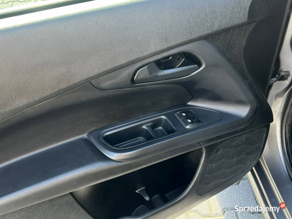 Fiat Tipo LPG 2 komplety opon II 2016 Sedan / Limuzyna