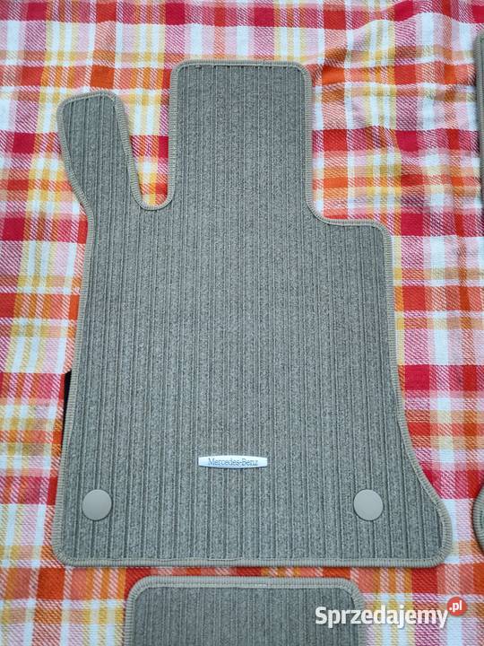 Dywaniki oryginalne Mercedes GLK X204 A204 Bolewice