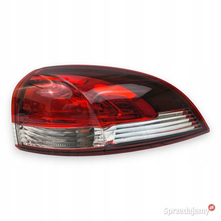 LAMPA PRAWA Renault Clio IV kombi tylna tylnia osobowe