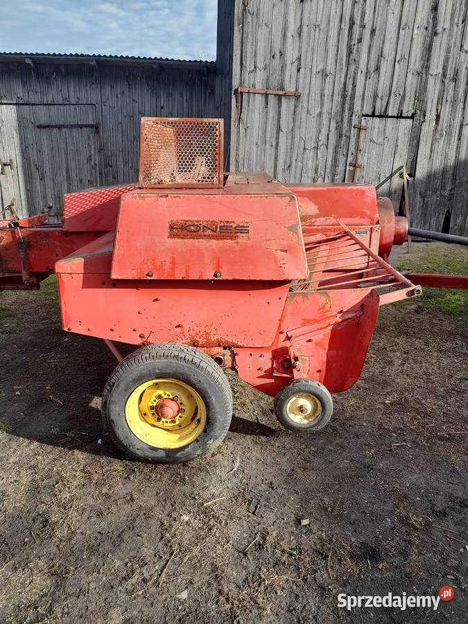 Prasa do słomy MF 124 Massey Ferguson